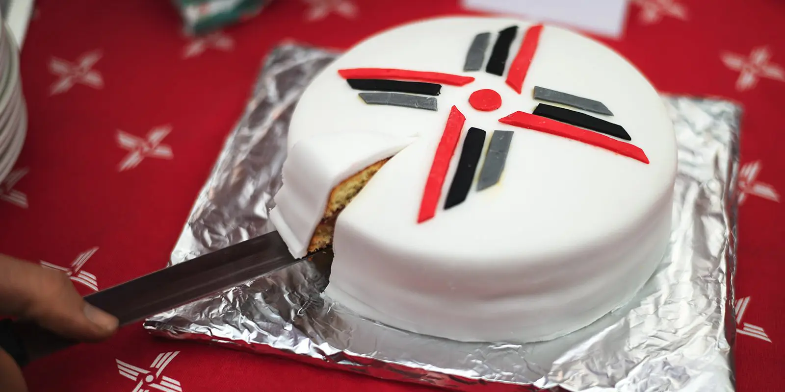 EAAA Cake