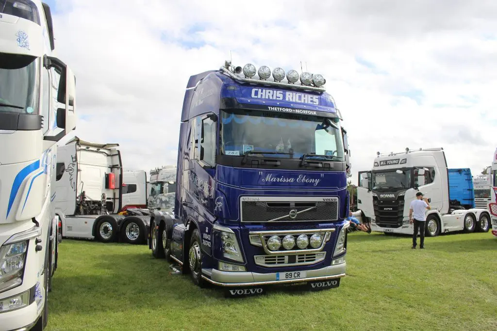 Truck Convoy