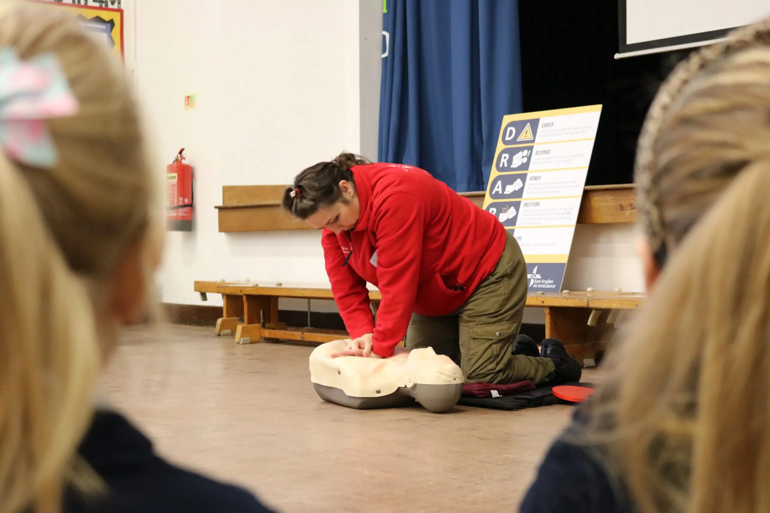 Cpr trainer in primary school